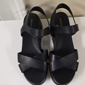 Cole Haan Black Strappy Sandals Orignal Box Not Included.